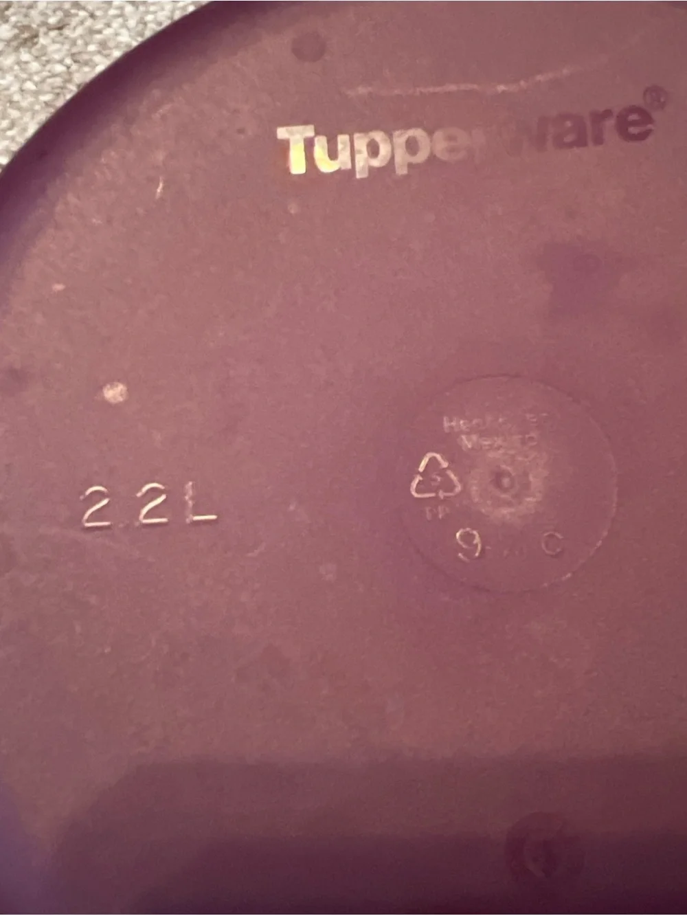 Tupperware Deep Purple Microwave rice cooker 2.2 L w/ Lid